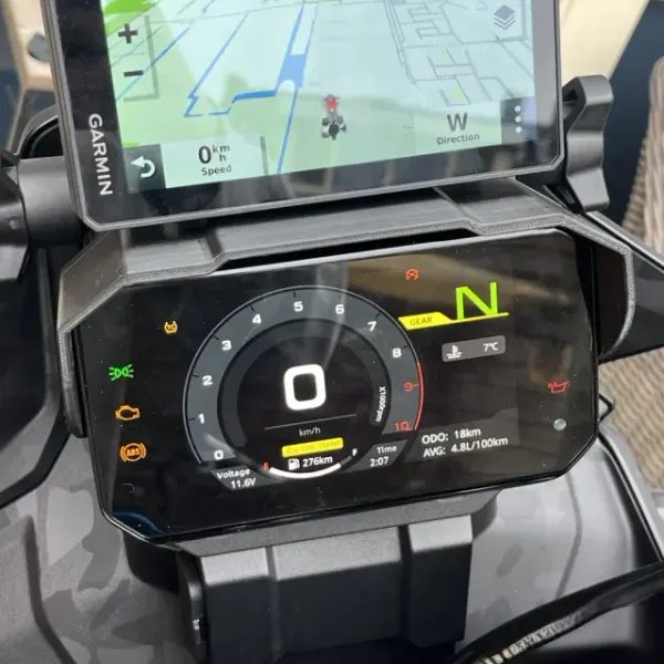 Soporte con visera para Garmin en CFMOTO 450 MT